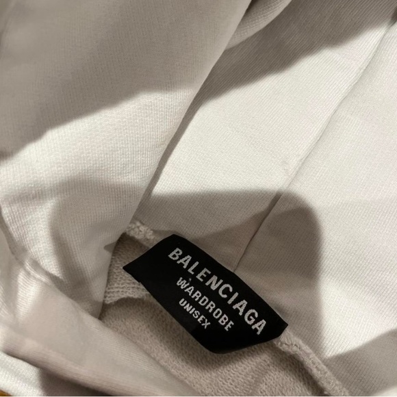Balenciaga Wardobe hoodie - Picture 4 of 4